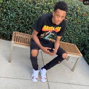 Meet your Posher, Sylis